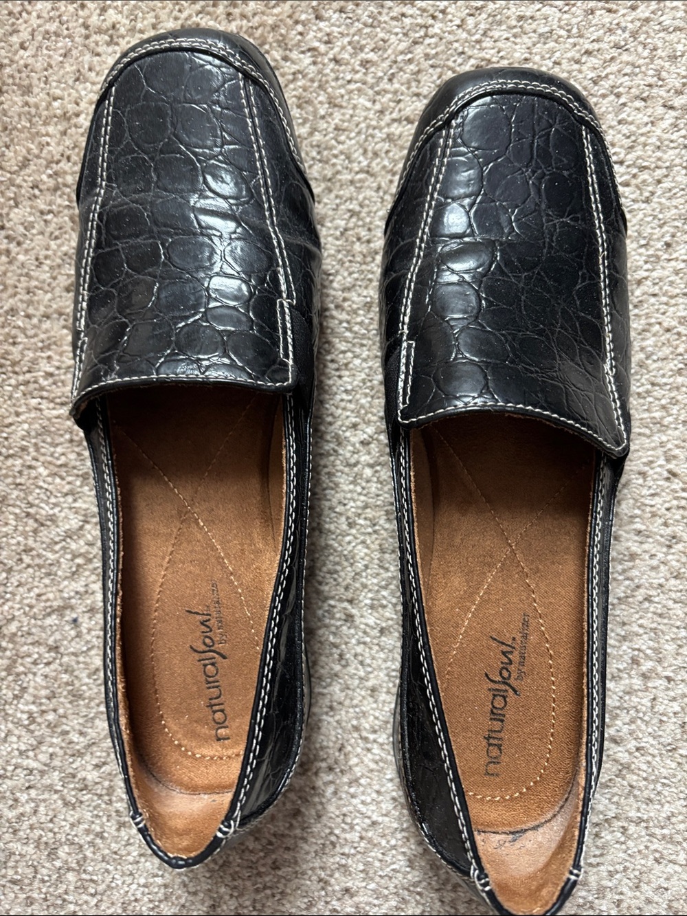 Naturalizer Natural Soul Black Croc-Embossed Slip-On Loafers
